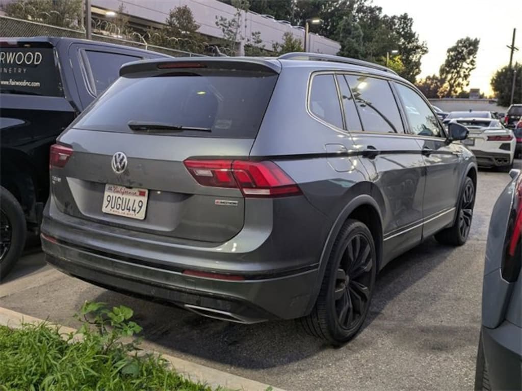 Used 2021 Volkswagen Tiguan SE