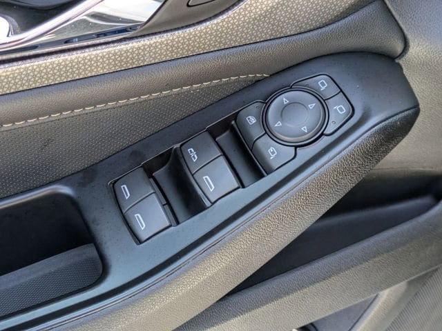 2023 Chevrolet Traverse Premier - Photo 11