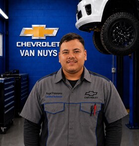 Staff member Angel Palomares from ID_b0f830