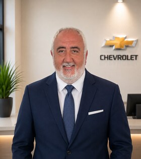 Staff member Hovig Kojian from ID_9f2e08