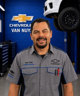 Staff member Juan Solis from ID_b0f830