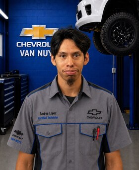 Staff member Andres Lopez from ID_b0f830