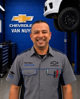 Staff member Pablo Munoz from ID_b0f830