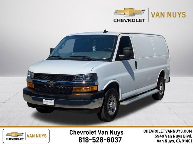2024 Chevrolet Express 2500 Work Van HD's photo