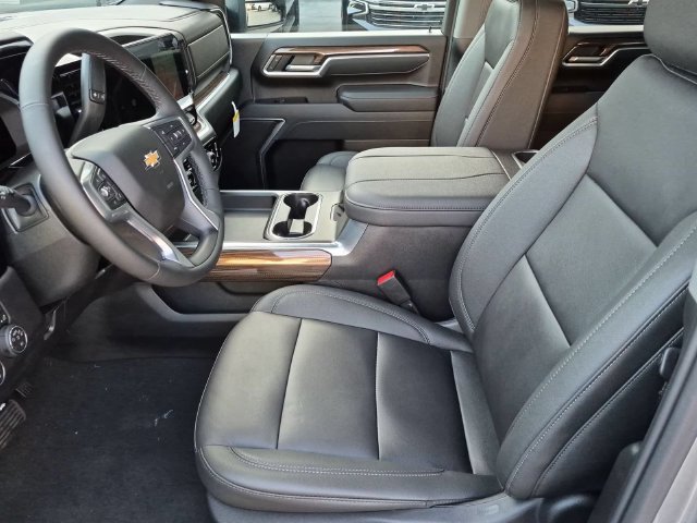 2026 Chevrolet Silverado 2500 HD LT - Photo 10