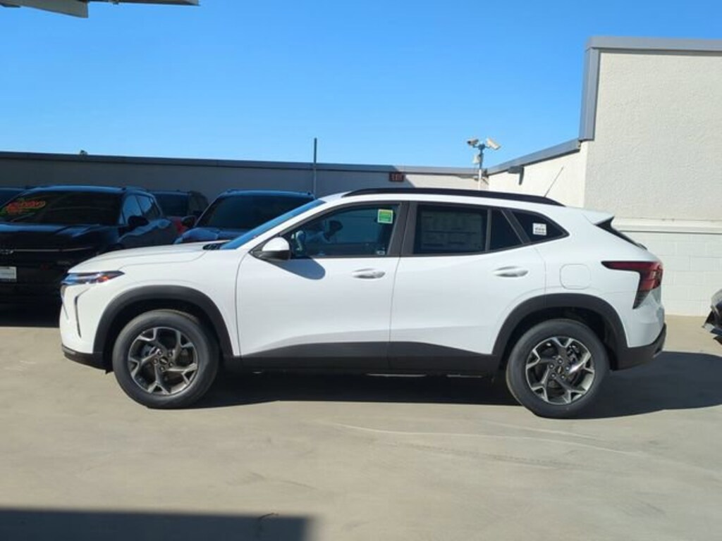 New 2026 Chevrolet Trax LT SUV