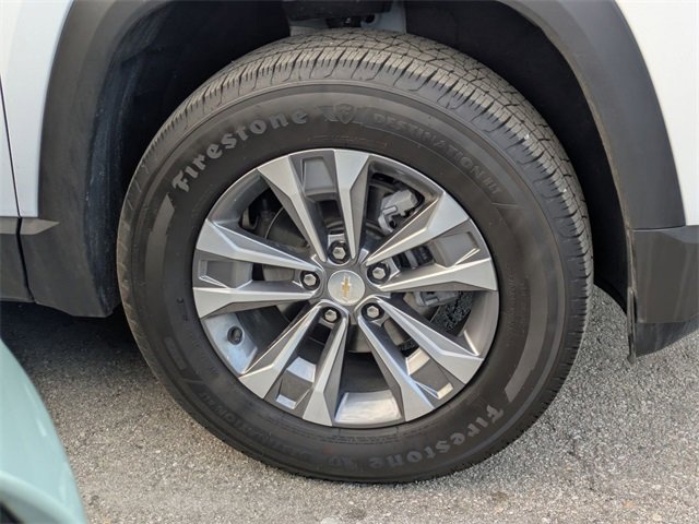 2026 Chevrolet Equinox LT photo 4