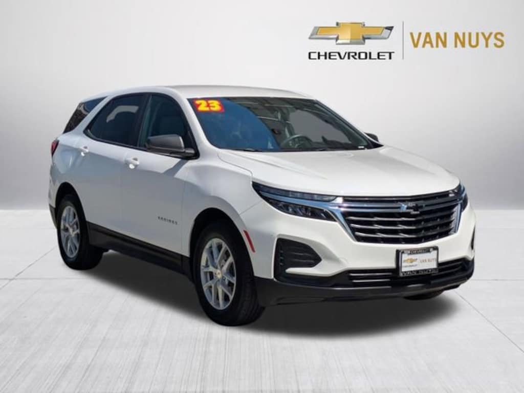 Used 2023 Chevrolet Equinox LS SUV