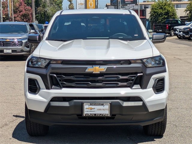2026 Chevrolet Colorado LT photo 2