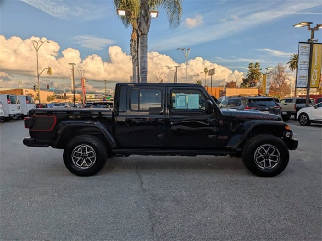 Used 2024 Jeep Gladiator Rubicon