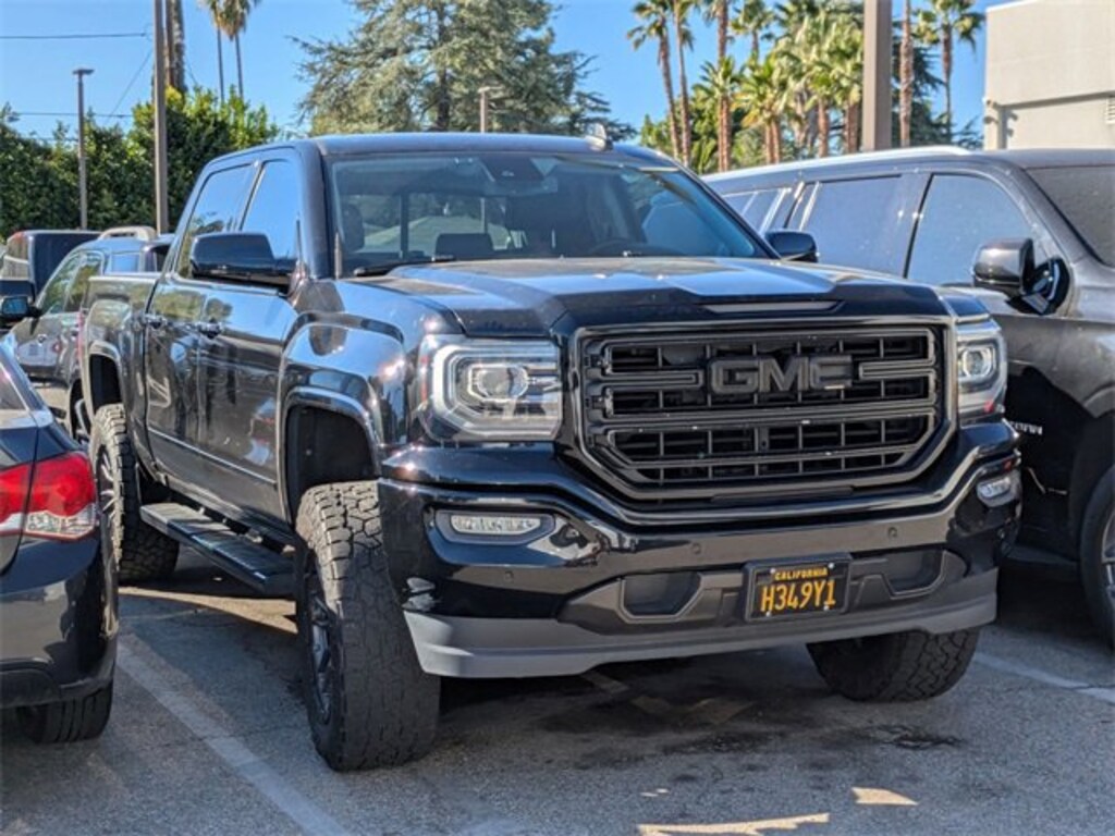 Used 2017 GMC Sierra 1500 SLT Truck