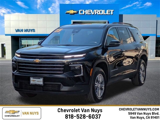 2025 Chevrolet Traverse LT's photo