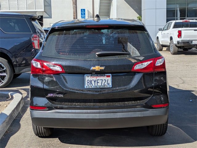 2019 Chevrolet Equinox LS photo 3