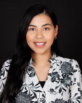 Staff member Viviana Vallejo from ID_2d6a00