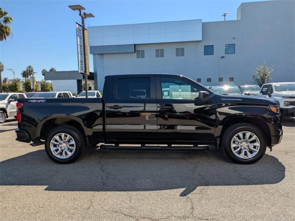 Used 2025 Chevrolet Silverado 1500 Custom Truck