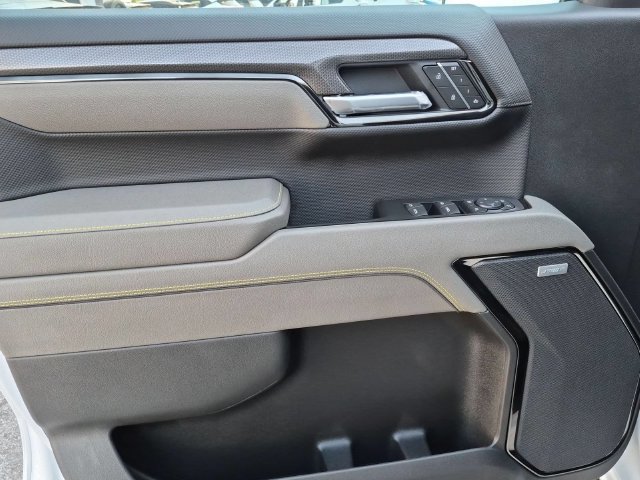 2026 Chevrolet Silverado 1500 ZR2 - Photo 7