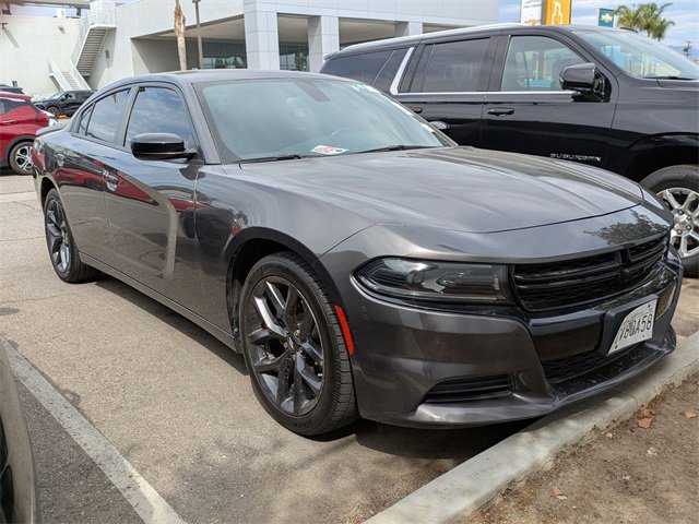 2022 Dodge Charger SXT photo 2