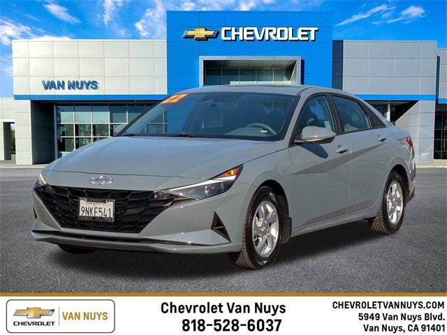 2022 Hyundai Elantra SE