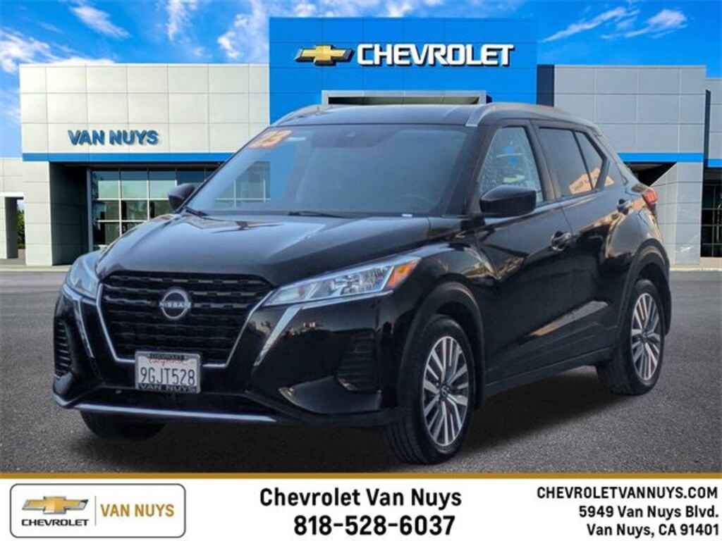 Used 2023 Nissan Kicks SV