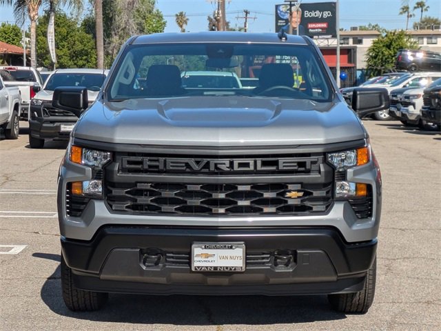 2025 Chevrolet Silverado 1500 photo 2