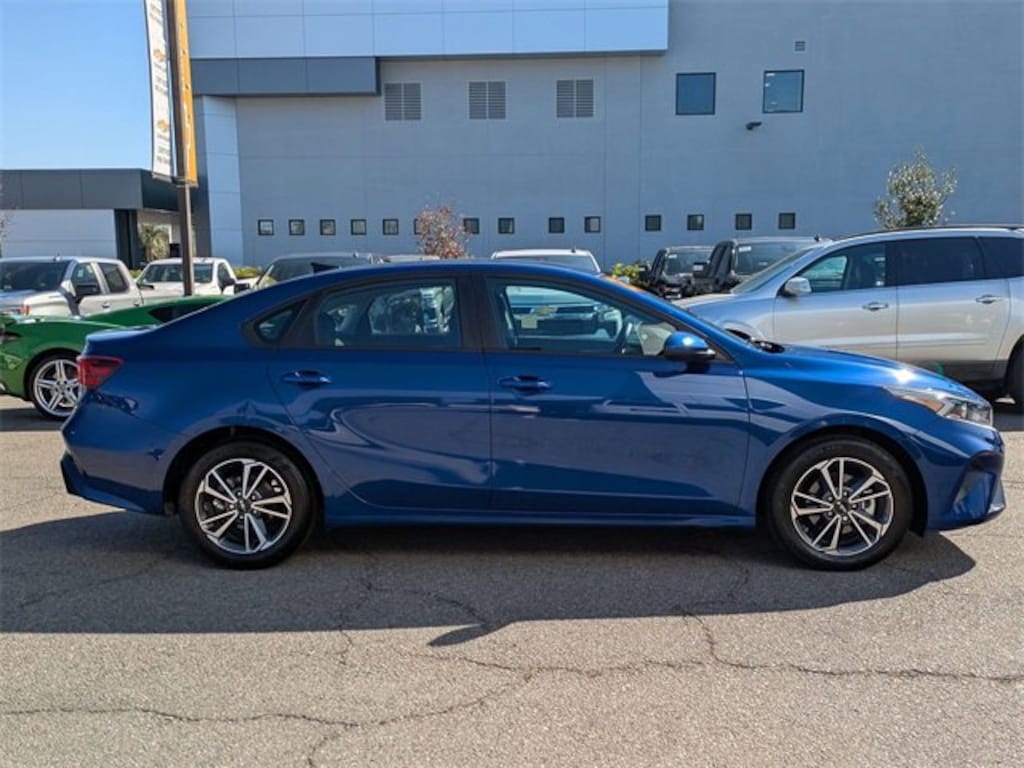 Used 2023 Kia Forte LXS