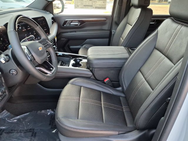 2026 Chevrolet Suburban High Country - Photo 10