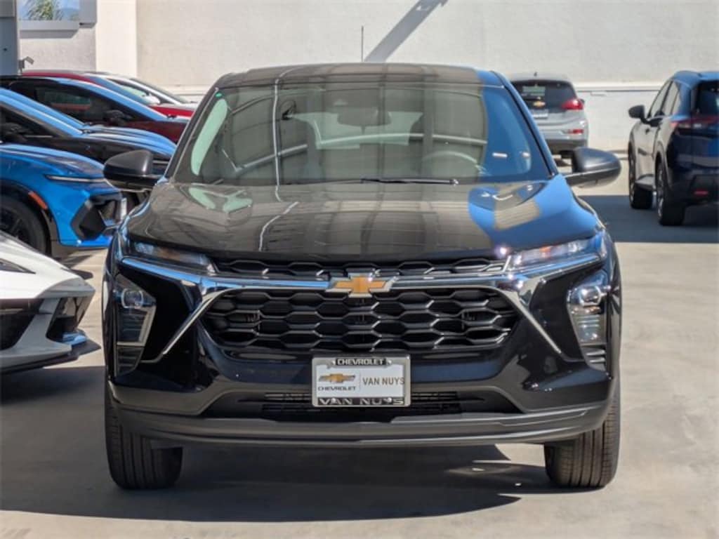 New 2026 Chevrolet Trax LS SUV