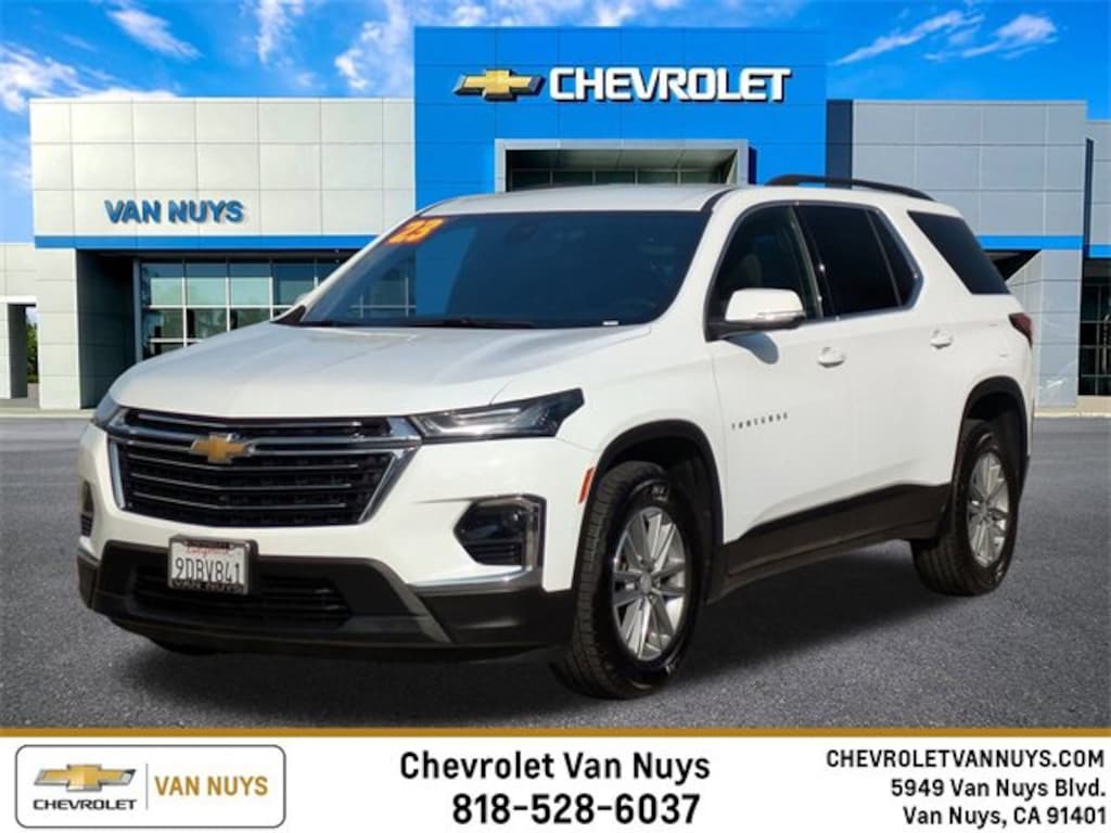 Used 2023 Chevrolet Traverse LT Cloth SUV