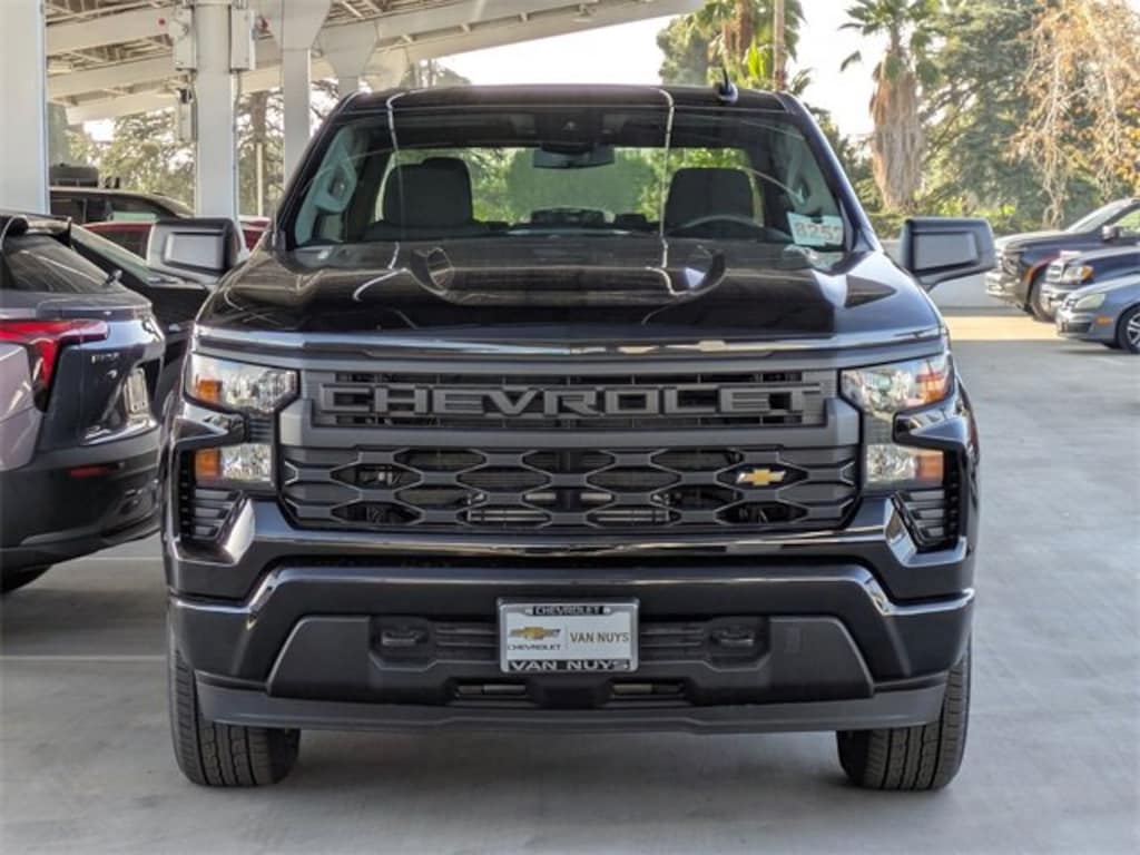 New 2026 Chevrolet Silverado 1500 Custom Truck