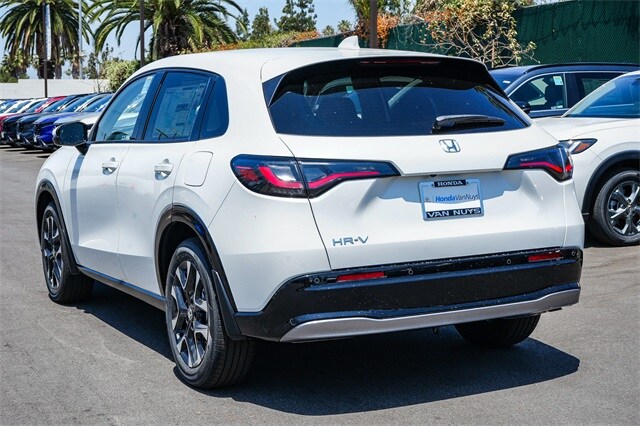 2026 Honda HR-V EX-L photo 2
