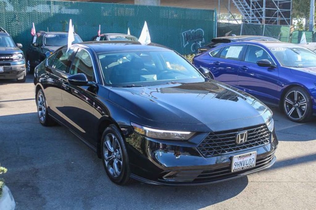 Used 2023 Honda Accord EX Sedan