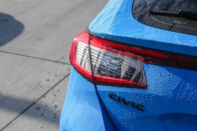 2023 Honda Civic Sport photo 3