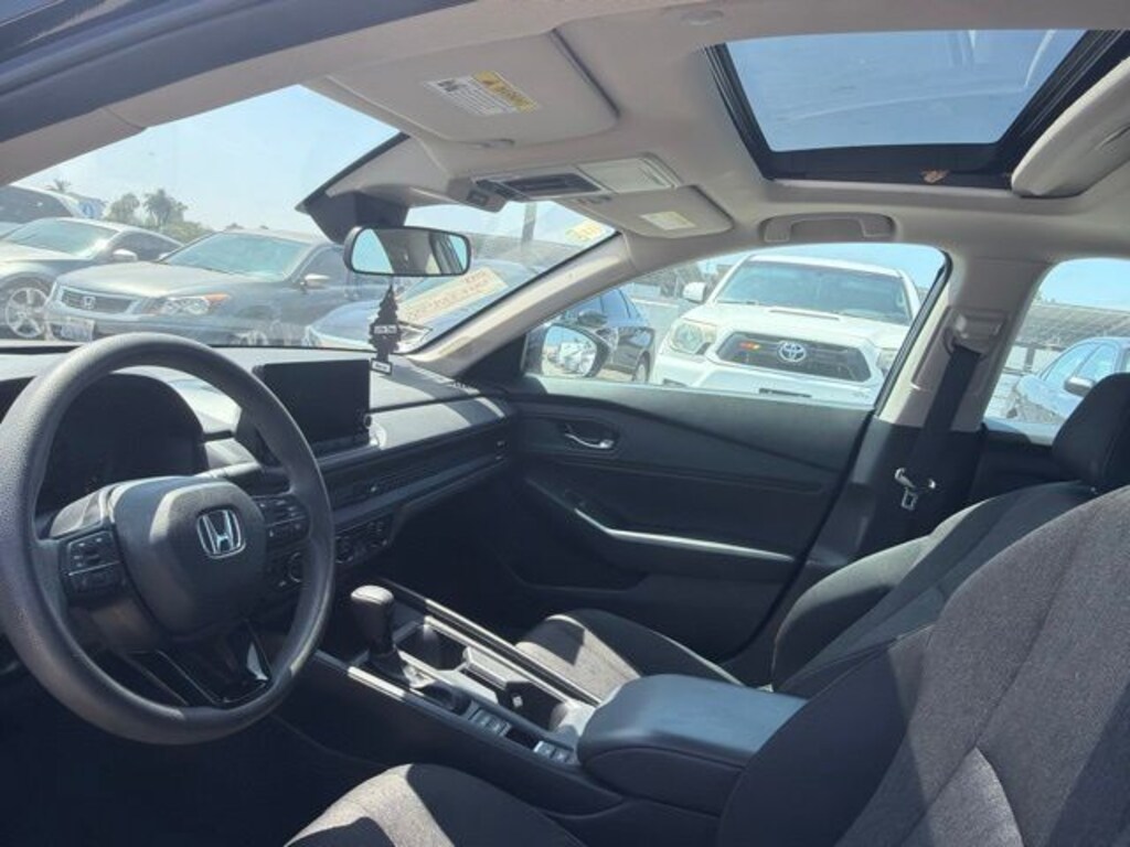 Used 2024 Honda Accord EX Sedan