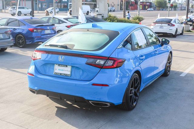 2024 Honda Civic Sport Touring photo 4