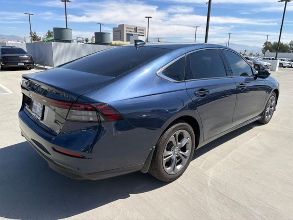 Used 2024 Honda Accord EX Sedan
