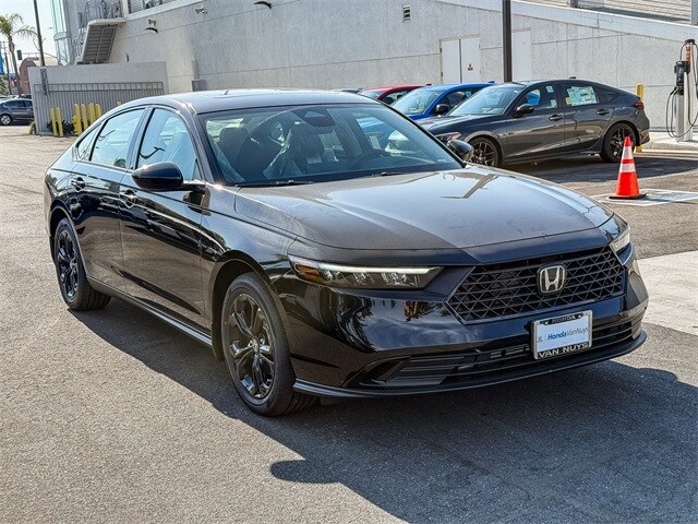 2025 Honda Accord SE photo 3