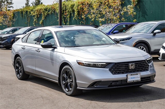 2025 Honda Accord SE photo 3