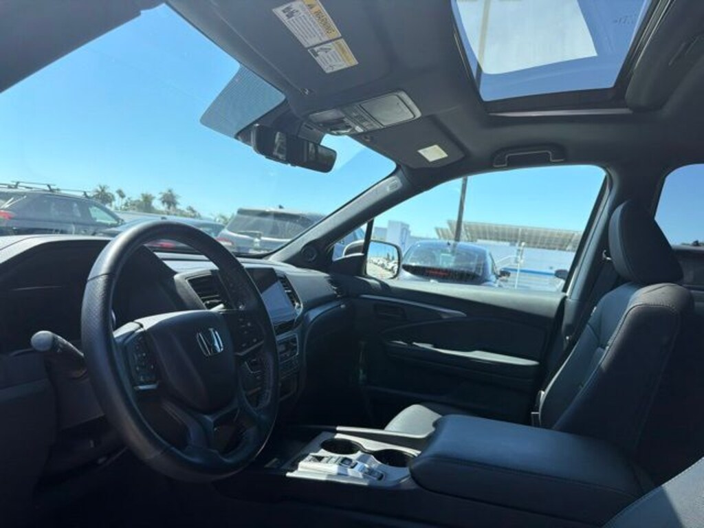 Used 2025 Honda Passport EX-L SUV