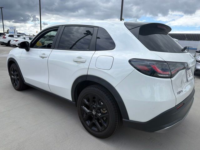 2023 Honda HR-V Sport photo 3