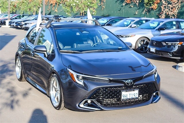 2023 Toyota Corolla XSE photo 3