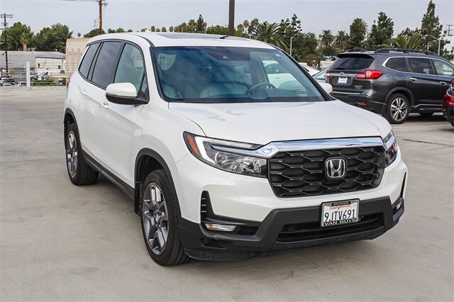 2023 Honda Passport EX-L photo 3