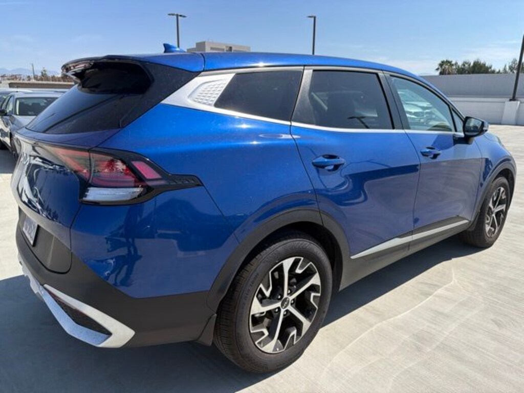 Used 2025 Kia Sportage EX SUV