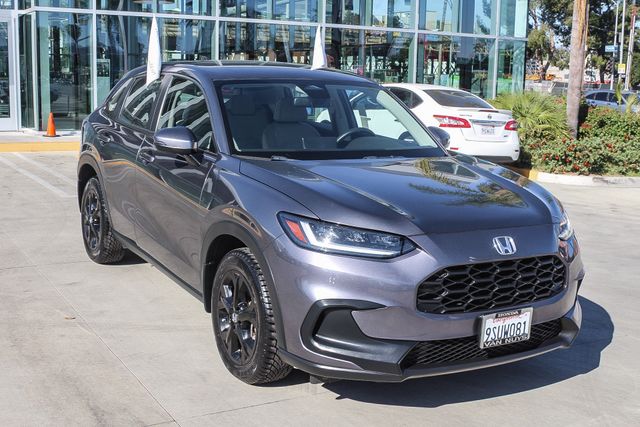 2023 Honda HR-V LX photo 2