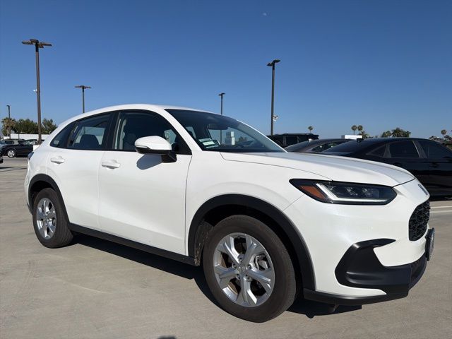 2025 Honda HR-V LX 2WD's photo