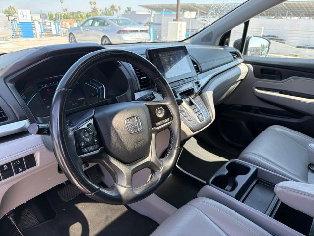 2020 Honda Odyssey EX-L photo 3