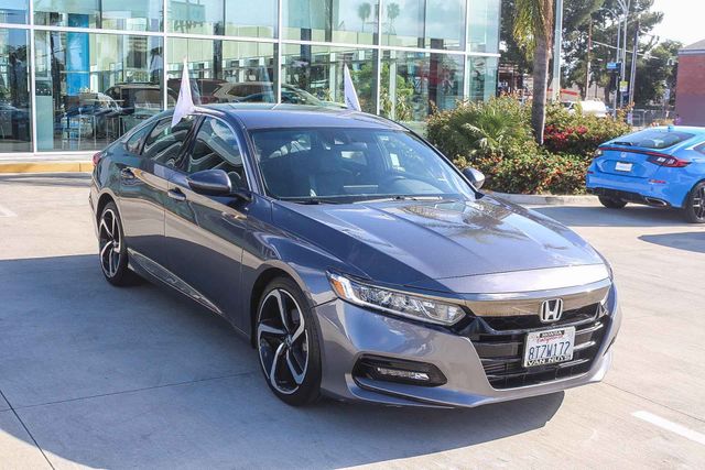 2020 Honda Accord Sport photo 2