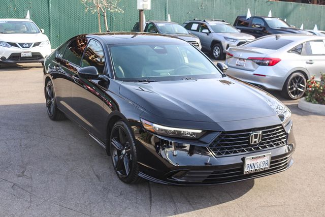 2024 Honda Accord Hybrid Sport-L photo 2