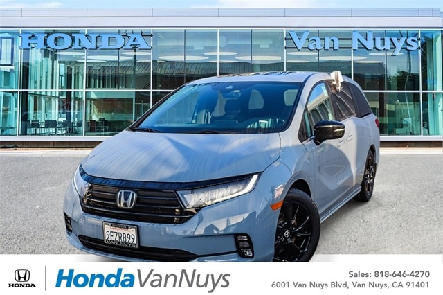 2023 Honda Odyssey SPORT's photo