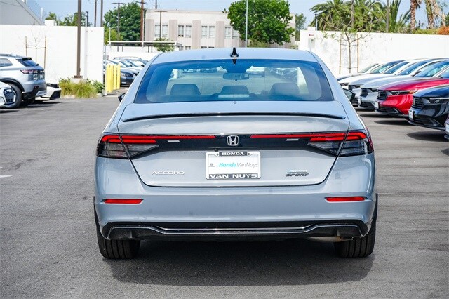 2025 Honda Accord Hybrid Sport-L photo 3