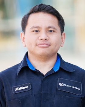 Staff member Matthew Sotto from d1b7614ec264